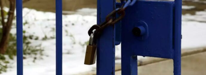 Αναστολή λειτουργίας σχολείων στις 20 Φεβρουαρίου! Μάθε περισσότερα.