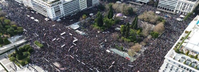 Αύριο η Ελλάδα τιμά την τραγωδία των Τεμπών τρία χρόνια μετά: Οι απεργίες που θα παραλύσουν τη χώρα και οι αλλαγές στα ΜΜΜ.