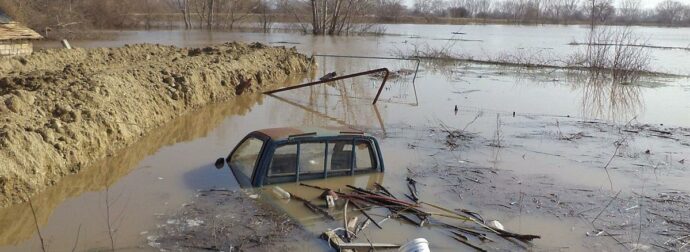 Έβρος: Η κλιματική κρίση σε δράση – Πώς το Πύθιο «βυθίζεται» στις λάσπες εξαιτίας της κρατικής αδράνειας.