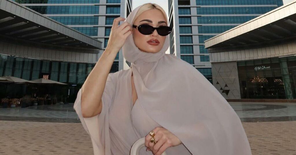 Σάλος με Τούνη: Έλληνας κάτοικος Σαουδικής Αραβίας αντιδρά στις αναρτήσεις από το ταξίδι της!