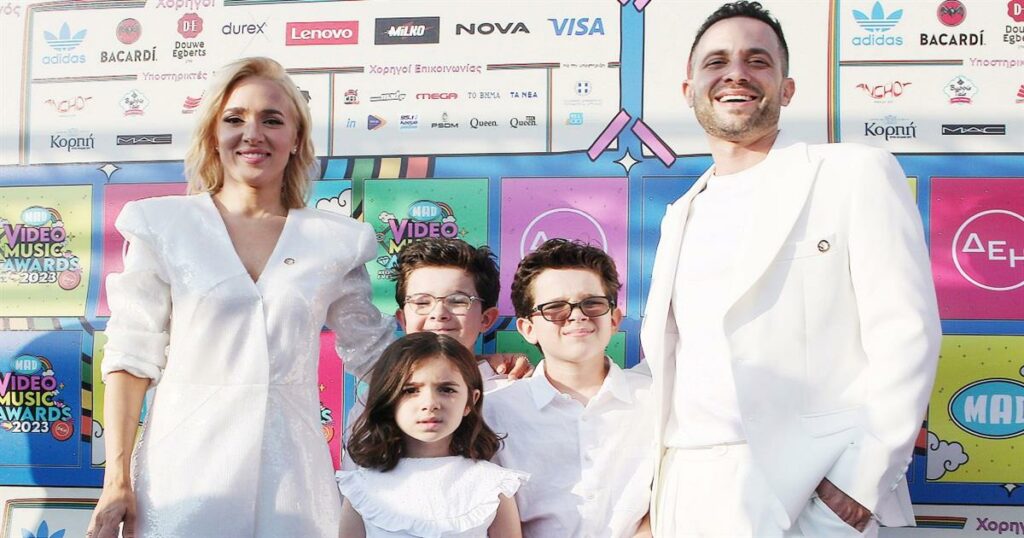 Καλομοίρα: «Είμαι η κλασική πεθερά! Θέλω Ελληνίδες νύφες για τα παιδιά μου!»