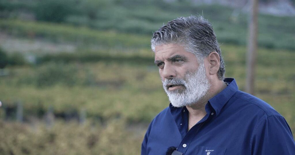 Ο Μύρων Χιλετζάκης: Ο «βασιλιάς» των επιδοτήσεων που έχασε τον έλεγχο 8 εκατομμυρίων ευρώ – Η εντυπωσιακή άνοδος και η απότομη πτώση του δυνατού άνδρα της Κρήτης.