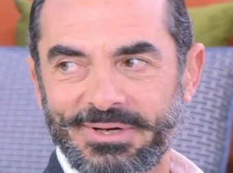Αλέκος Συσσοβίτης για τον πατέρα του: «Η τραγική στιγμή που τον οδήγησε στο τέλος – Το χαστούκι που έφερε δάκρυα».
