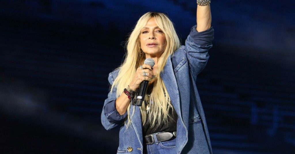 Εκρηκτική είδηση: Αναβολή στη σκηνή του Hotel Ερμού – Τι συνέβη με την Άννα Βίσση για το Σάββατο 28/2;