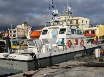 Σύλληψη Μαροκινού διακινητή στη Χίο: Μετανάστες τον ταυτοποίησαν – Αντιδράσεις από διεθνή μέσα για την τραγωδία