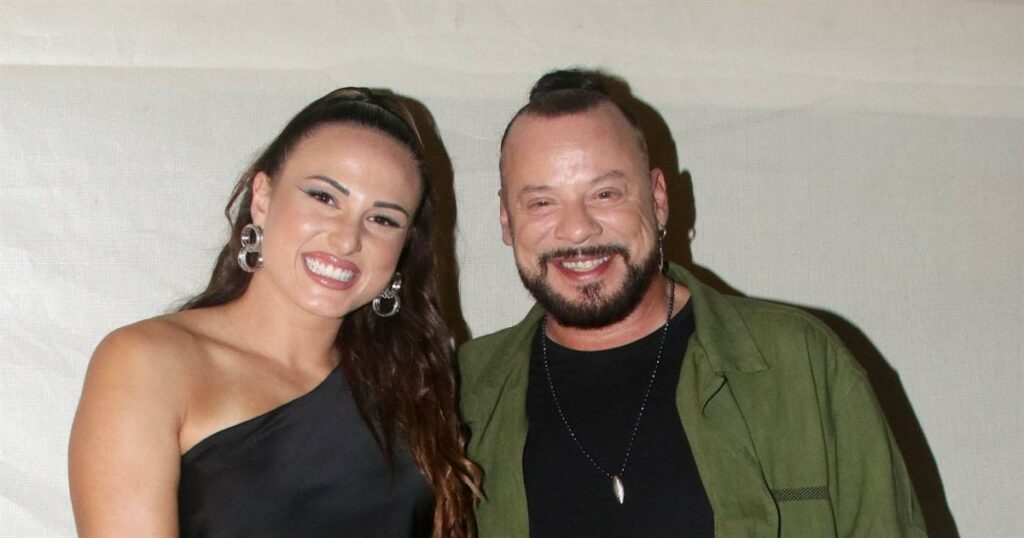 Ασημίνα Χατζηανδρέου: Δίπλα στον Χρήστο Δάντη στο νοσοκομείο – Αποκλειστική Φωτογραφία!