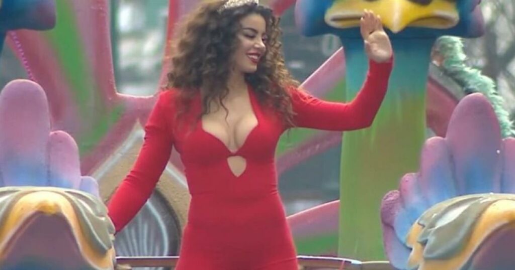 «Η Ειρήνη Παπαδοπούλου Καθηλώνει το Καρναβάλι της Ξάνθης ως Λαμπερή Βασίλισσα (Δείτε το Βίντεο!)»