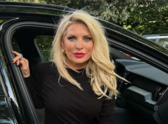 Ελένη Μενεγάκη: Η θριαμβευτική απάντησή της σε σχόλιο θαυμαστή!