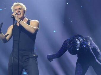 Eurovision: Ο Good Job Nicky Μαγνητίζει τα Βλέμματα ως Το Φαβορί του Β’ Ημιτελικού!