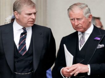 Αποκάλυψη στον Βασιλικό Οίκο: Ο Κάρολος γνώριζε από το 2019 για τις «μυστικές συμφωνίες» του πρίγκιπα Άντριου – Το αποκαλυπτικό email που ταράζει τα νερά.