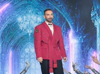 Κοκλώνης: Ευχαριστήρια ανάρτηση για την πρεμιέρα του J2US – Υπονοούμενα για τον ανταγωνισμό τηλεοπτικών εκπομπών.