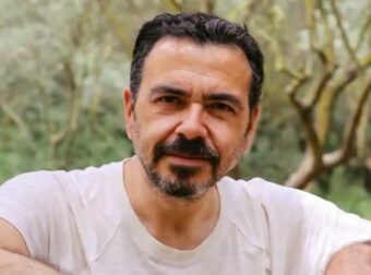 Η αθέατη πλευρά της απώλειας: Η οικογένεια του Κώστα Κοσμίδη αποκαλύπτει την τραγωδία πίσω από τον θάνατο του μοντέρ του Mega.