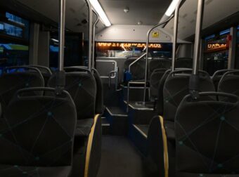 Από τον Ιανουάριο χωρίς καθαρισμό τα λεωφορεία: Κίνδυνος για τη δημόσια υγεία στις αστικές συγκοινωνίες!