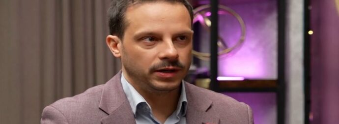 Δημήτρης Μακαλιάς αποκαλύπτει: «Η Αντιγόνη Ψυχράμη δεν επιθυμούσε ούτε παιδιά, ούτε γάμο» – Μια αποκαλυπτική εξομολόγηση!