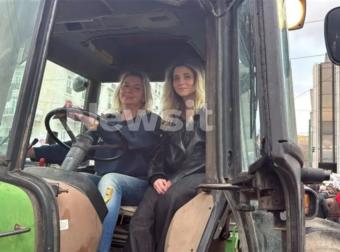 Σύνταγμα: Δύο αγρότισσες γίνονται το επίκεντρο των συζητήσεων σήμερα!