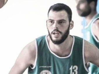 Τραγωδία χτυπά ξανά: Ο 33χρονος αθλητής Παναγιώτης Κρέτσης πεθαίνει στο γήπεδο, μετά την απώλεια του αδερφού του σε τροχαίο το 2022.