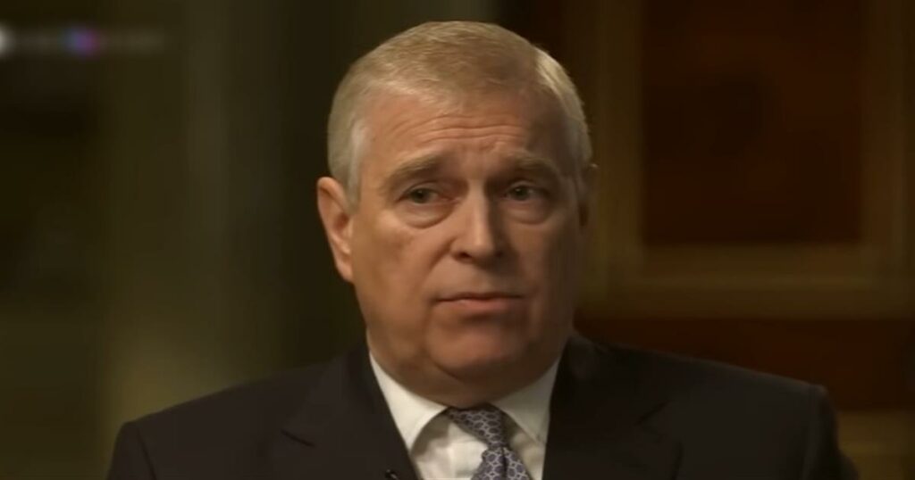 Ο Τύπος της Βρετανίας Επιτίθεται στον Πρίγκιπα Άντριου: «Κλείστε Ένα Ταξί για τον Άντι»