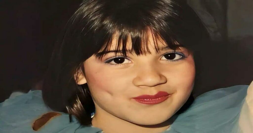 Από μικρή μελαχρινή με αφέλειες σε εμβληματική ομορφιά: Η Ελληνίδα που κλέβει τις εντυπώσεις και επιτυχίες!