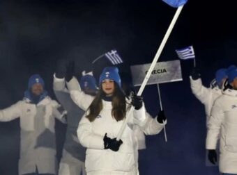 Γνωρίστε τη 23χρονη φοιτήτρια Ιατρικής που τίμησε την Ελλάδα ως σημαιοφόρος στους Χειμερινούς Ολυμπιακούς 2026.
