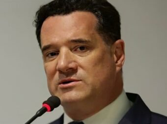 Άδωνις Γεωργιάδης: «Το ΚΚΕ και η ΑΝΤΑΡΣΥΑ δεν μπορούν να με εμποδίσουν να επισκεφτώ το νοσοκομείο».