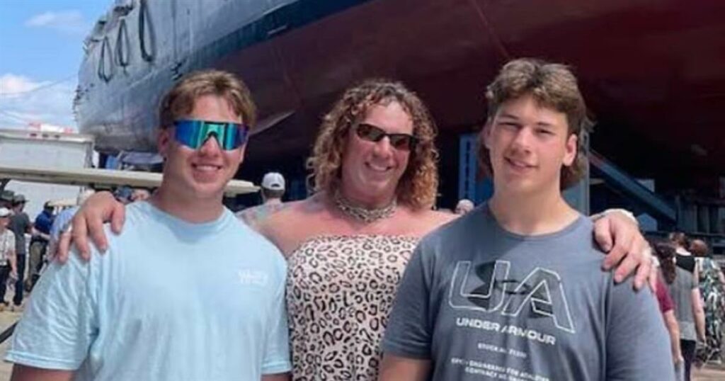 Οικογενειακή Τραγωδία στις ΗΠΑ: Τρανς Πατέρας Σκοτώνει Σύζυγο και Γιο Κατά τη Διάρκεια Αγώνα Χόκεϊ του Νεότερου Παιδιού τους.