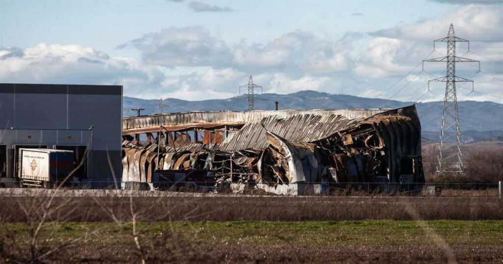 Σύλληψη Ιδιοκτήτη Εργοστασίου Βιολάντα: Αναβαθμίζεται το Κατηγορητήριο για την Καταστροφική Έκρηξη.