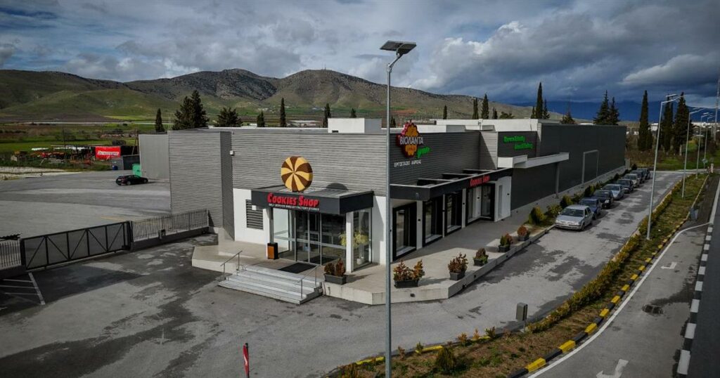 Εργαζόμενοι στη Βιολάντα στηρίζουν Τζιωρτζιώτη: Αποκαλύπτουν πολυήμερη «παράξενη οσμή».