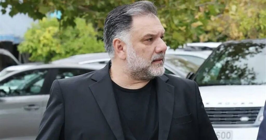 Ο Γρηγόρης Αρναούτογλου στο επίκεντρο για τη στρατιωτική παρέλαση στο Σύνταγμα – «Μαγνητίζει τα βλέμματα όλου του πλανήτη…».