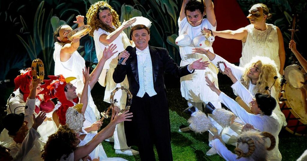 Αποχαιρετισμός στον Γιώργο Μαρίνο: Όλα όσα πρέπει να ξέρετε για την ημέρα και τον τόπο της κηδείας του αξέχαστου showman.