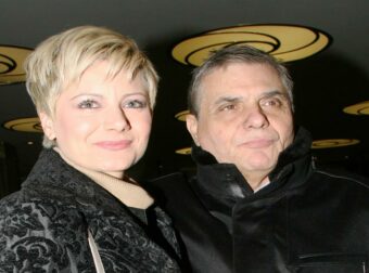 Μαρία Καρρά, σύζυγος του Τράγκα: Κυκλοφορεί ελεύθερη με εγγύηση 100.000 ευρώ – Κατηγορείται για ξέπλυμα 13 εκατομμυρίων (βίντεο).