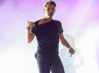 Ανακαλύψτε τον σωσία του Σάκη Ρουβά από 20 χρόνια πριν!