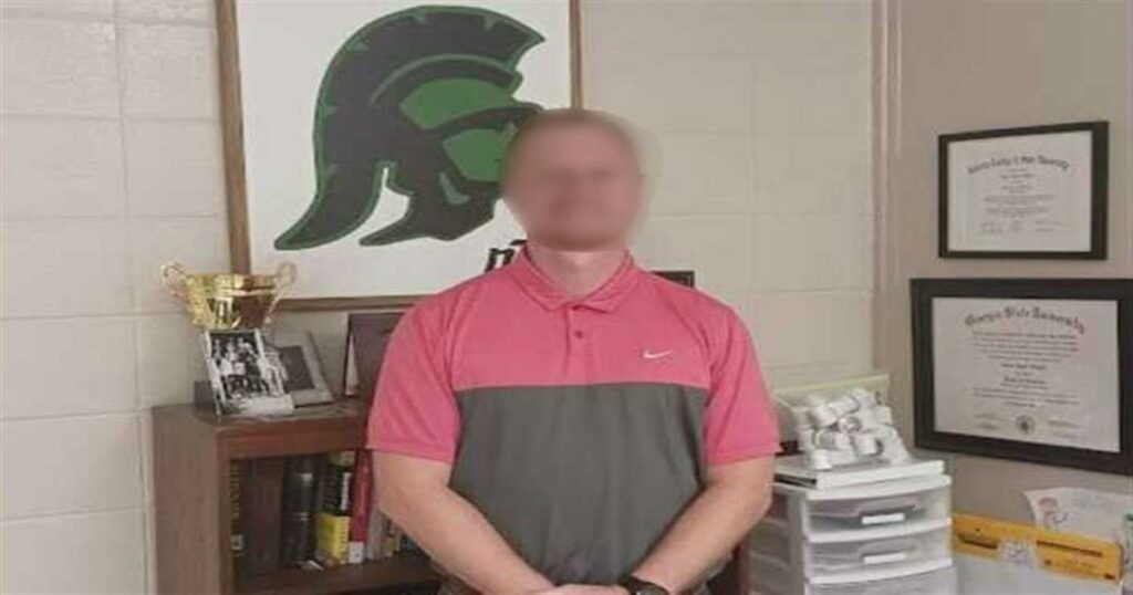 Η σύντροφος του αδικοχαμένου καθηγητή ζητά την απόσυρση κατηγοριών κατά του μαθητή: «Ας μην καταστραφούν περισσότερες ζωές».