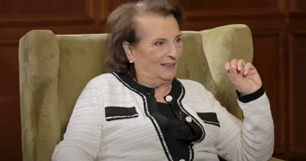 Βάσω Καζαντζίδη: «Ο Στέλιος δεν ήταν έρωτας με την πρώτη ματιά» – Η αναπάντεχη αρχή της σχέσης τους.