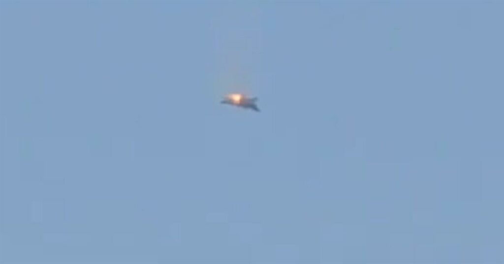 Κατάρριψη Αμερικανικού F-15 στον ουρανό του Κουβέιτ – Δείτε το βίντεο που κόβει την ανάσα!