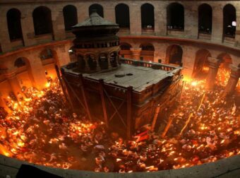 Πάσχα 2026: Το Μέλλον του Αγίου Φωτός Εν μέσω Συνεχιζόμενης Σύγκρουσης