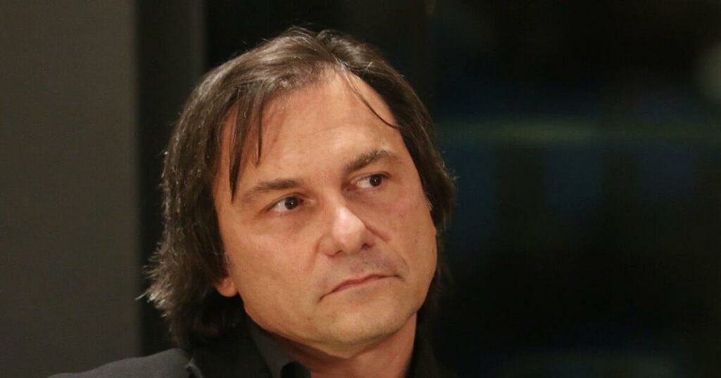 Δημήτρης Αλεξανδρής: «Συχνά φαντάζομαι τη ζωή μου ως ταξιτζής – ίσως και φορτηγατζής!» (video)