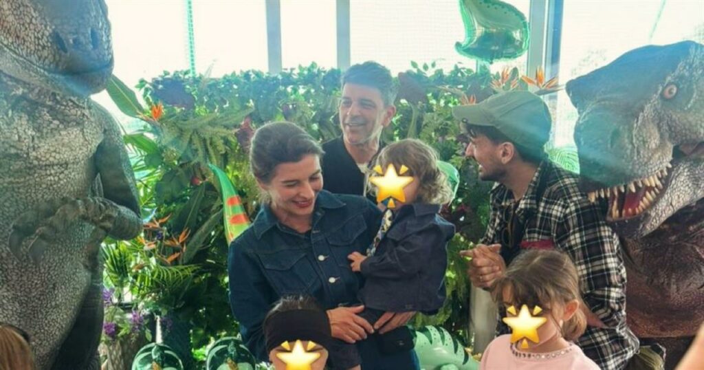 Αναπάντεχη Επανένωση: Αντιγόνη Κουλουκάκου και Νίκος Ράικος Γιορτάζουν Μαζί τα Γενέθλια του Γιου τους (Δείτε Φωτογραφίες)