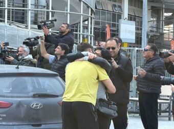 Η Μαγική Επιστροφή: Η Ομάδα Μπάσκετ του Άρη Ξεπέρασε τις Εφιαλτικές Στιγμές στο Άμπου Ντάμπι για να Φτάσει στη Θεσσαλονίκη