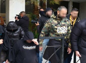 Απίστευτες Συνομιλίες: Πώς το Κύκλωμα ΕΦΚΑ «Στήνει» Εικονικές Εταιρείες με Διάσημο TikToker!