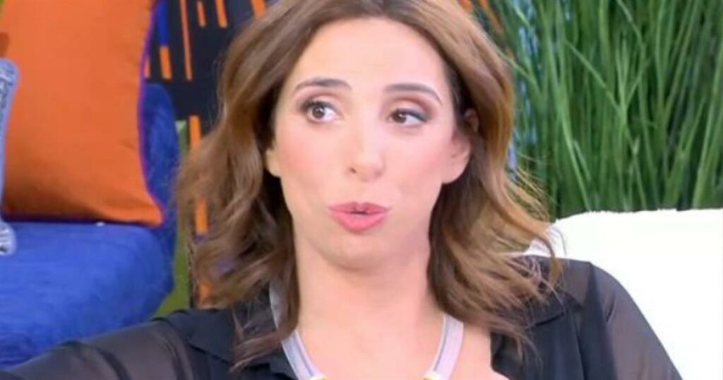 Έλενα Χαραλαμπούδη: Πώς η αρχική ενόχληση από τον σύζυγό της έγινε αληθινή αγάπη και μητρότητα!