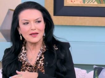Ελένη Φιλίνη: «Πώς η σeξουαλική παρενόχληση μού στοίχισε ευκαιρίες στην καριέρα μου»