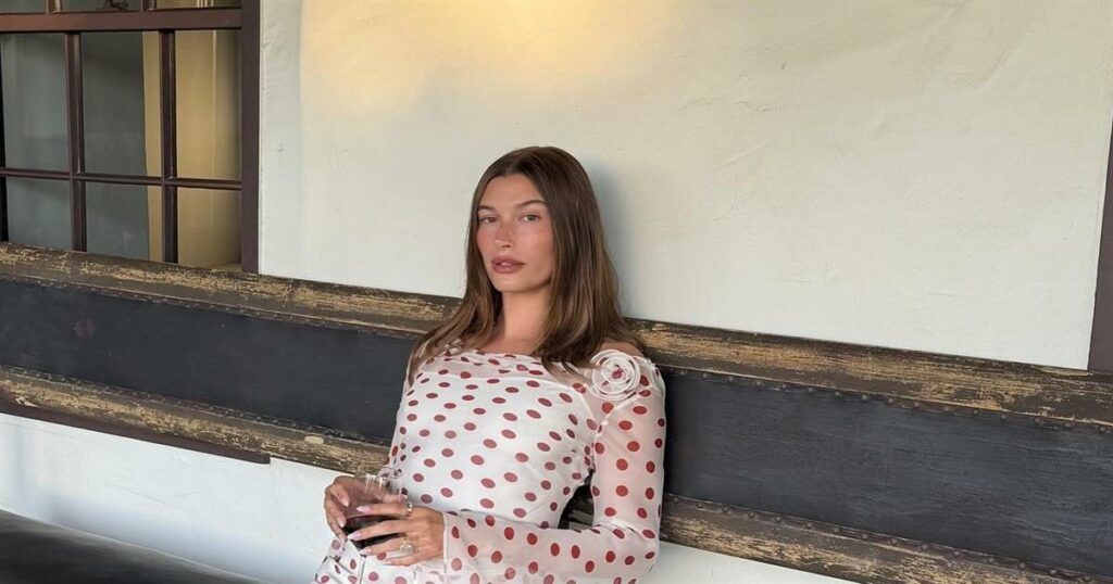 Hailey Bieber: Ανατρεπτική διάγνωση με διάφραγμα μήτρας – Η προειδοποίηση της γιατρού για την εγκυμοσύνη της.