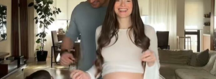 Η Ιωάννα Σιαμπάνη σε μοναδικό χορευτικό στιγμιότυπο με τον γιο της και τον Τζίμη Σταθοκωστόπουλο – Έγκυος 7 μηνών και γεμάτη ζωντάνια! (Βίντεο)