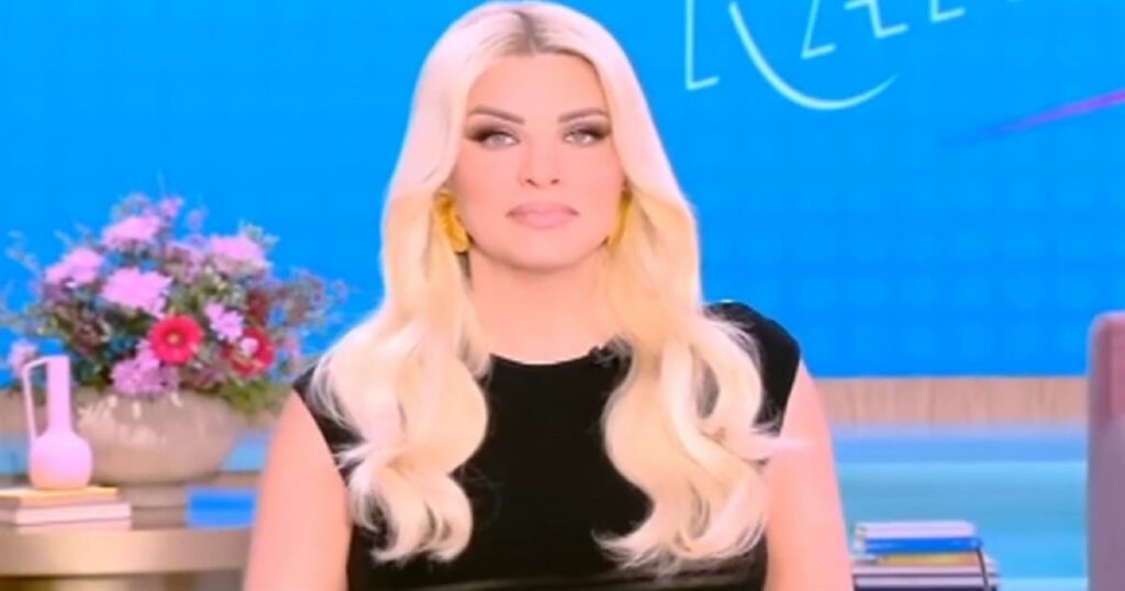 Κατερίνα Καινούργιου: Εντυπωσιακή με μαύρα στην αποχαιρετιστήρια εκπομπή του Super Κατερίνα – Όσα αποκάλυψε