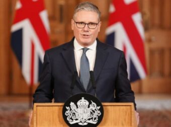 Κίρ Στάρμερ: Οι αμερικανικές βάσεις στην Κύπρο εκτός χρήσης – Η Χεζμπολάχ επιτίθεται με drones!