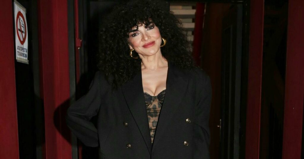 Μαρία Σολωμού: «Η δεκαετία των 20-40 μου στοίχισε πολύ – Ίσως έπρεπε να μου ρίξουν τρία φάσκελα».