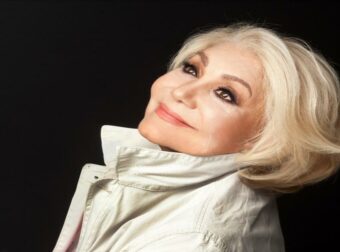 Η γέννηση του «Μαρινέλλα»: Η άγνωστη ιστορία πίσω από το καλλιτεχνικό όνομα της θρυλικής ερμηνεύτριας.