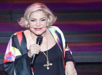 Αποχαιρετισμός στη Μαρινέλλα: Η ελληνική showbiz τιμά την αθάνατη φωνή που θα ζει για πάντα.