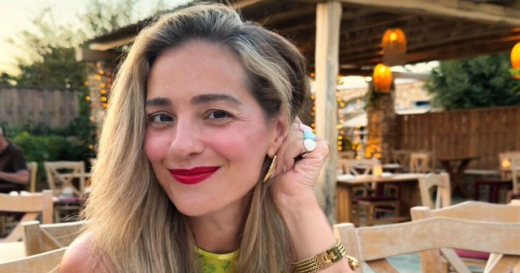 Νατάσσα Μποφίλιου: Ένα εκρηκτικό «Φωτιά με Φωτιά» που ξεσηκώνει τα πλήθη! (Βίντεο)