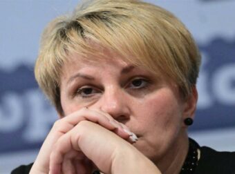 Μητέρα Αναστασίας από Τέμπη σε Καραμανλή: «Το παιδί μου δεν σου το χρωστούσα»